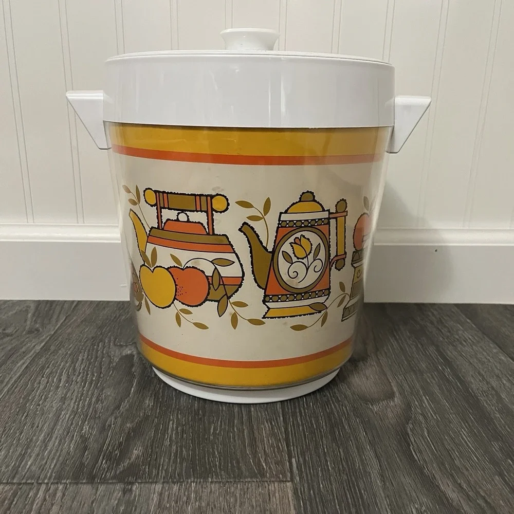 Vintage 1970 Daybreak Pattern Thermo-Serv Ice Bucket Orange White Teapots Fruit